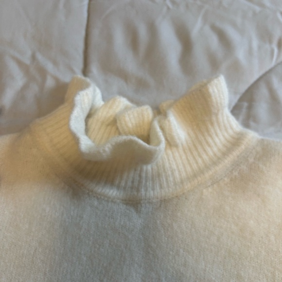 Scotch & Soda Women's Cream Turtleneck Sweater - Picture 2 of 3